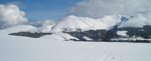 Le massif du Sancy sous la neige - © AuvergnAttitude